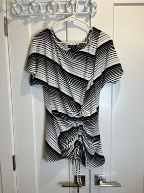 LE CHATEAU Black & White Striped Cinch Shirt - FREE SHIPPING on Bundles $85+